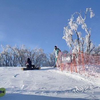 吉林松花湖企鹅滑雪公寓滑雪影像酒店提供图片