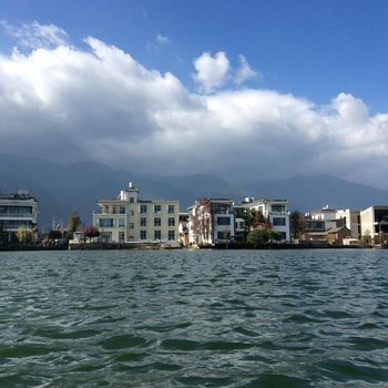 大理洱海栖岸海上花园海景客栈