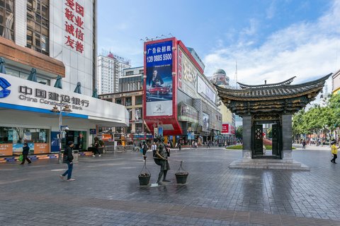 17昆明步行5分钟至金马坊温馨居家公寓[金马碧鸡坊/南屏步行街 昆明