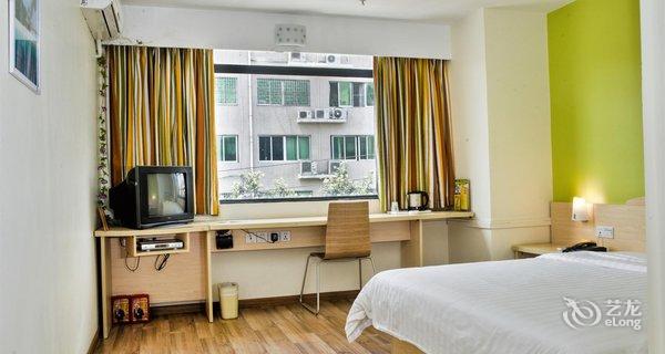 【7天连锁酒店(汕尾市政府店)】地址:城区红海