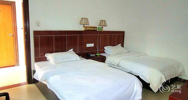 【文昌泰兴宾馆】地址:海南省文昌市文城镇文