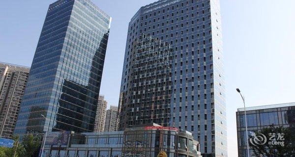 【杭州玄龙酒店式公寓(江陵路地铁站星耀城店)】地址:滨江区江陵路2028号星耀城2幢921室(地铁1号线江陵路站A出口) – 艺龙旅行网