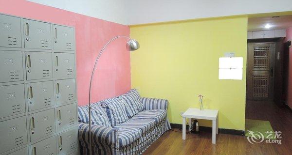 【广州柏林青年旅舍(天河路店)】地址:天河区天