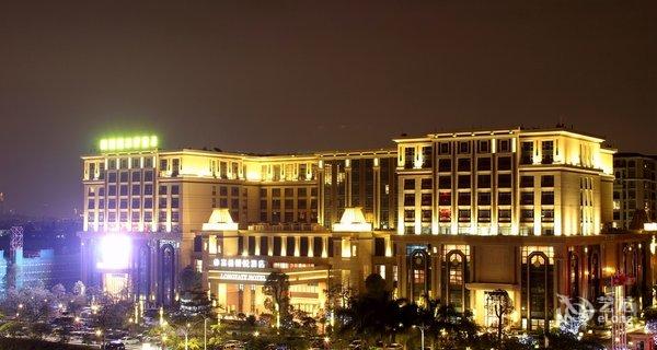 【佛山富林朗悦酒店】地址:南海区罗村南湖二路2号 – 艺龙旅行网