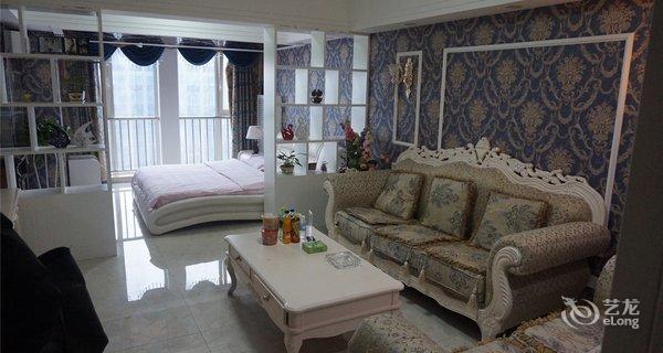 【济宁1517精品公寓】地址:济宁 太白路万达广