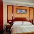 维也纳酒店（南阳人民路店）高级大床房照片_图片