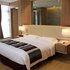 华山国际大酒店高级大床房照片_图片