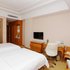 维也纳国际酒店(南京南站中心店)豪华双床房照片_图片