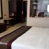 霸州金孔雀温泉酒店标准大床房照片_图片