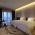 惠州翡翠山华美达酒店高级湖景双床房照片_图片