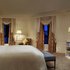 天津丽思卡尔顿酒店维多利亚套房丨两厅一室宽绰居室面积照片_图片