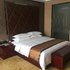 甘孜喜玛拉雅温泉大酒店豪华大床房照片_图片