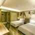 苏州吴江亚朵酒店高级双床房照片_图片
