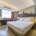 南京总统府亚朵酒店几木大床房照片_图片