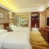 澜沧华隆大酒店高级双床房照片_图片