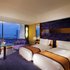 珠海来魅力假日酒店观澳海景豪华双床房照片_图片