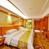 维也纳酒店(龙海角美万益广场店)高级双床房照片_图片