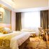 维也纳酒店(临泉汽车客运总站店)标准大床房照片_图片