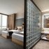 贵阳金融城麦客达温德姆酒店高级双床房照片_图片