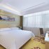 维也纳酒店(临沂经济开发区店)高级大床房照片_图片