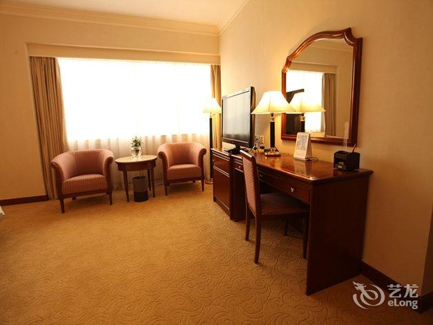 惠州天悦大酒店楼层服务员工资多少