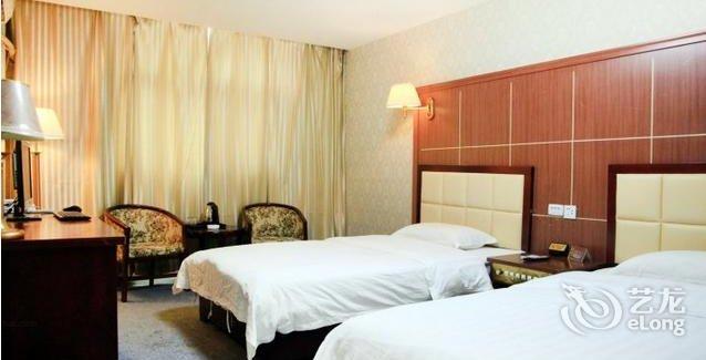 【武汉炎龙商务酒店(地铁四号线拦江路A出口)