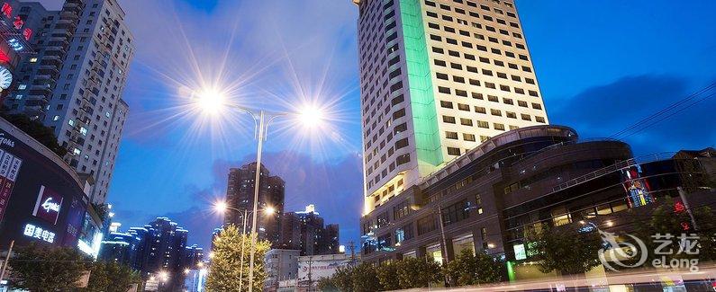 上海古井假日酒店】地址:普陀区长寿路700号(