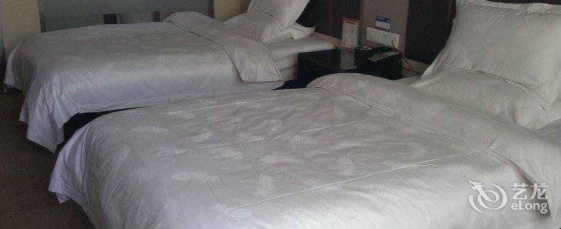 【横山东升车友酒店】地址:交警队斜对面 – 艺