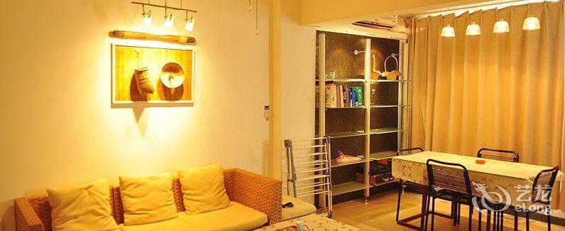 【三亚大东海A加B海景驿站】地址:接待处三亚