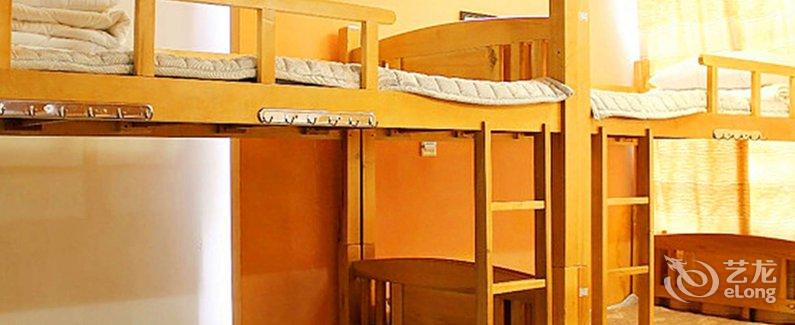 【广州火咖青年旅舍】地址:天河北路366号(都