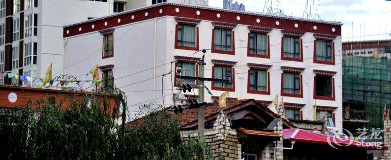 【马尔康绒城酒店】地址:四川省阿坝州南木达