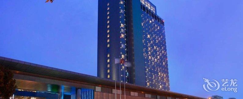 【上海浦东绿地假日酒店】地址:浦东新区秀沿