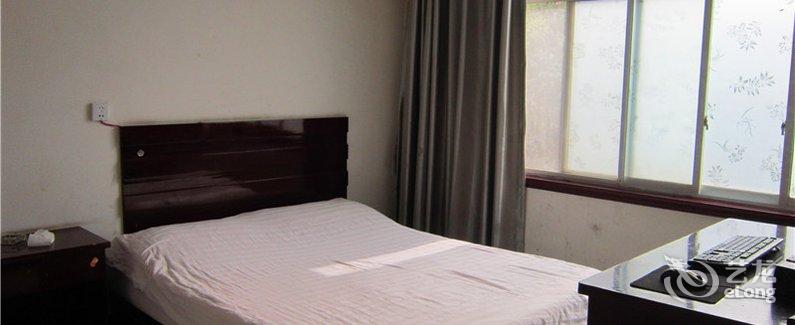 【禹州颍川旅馆】地址:禹州建设路与画圣交叉