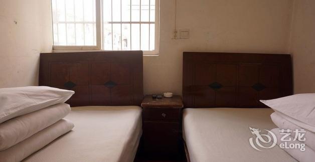 【绍兴金利宾馆】地址:绍兴县柯桥湖西路834号