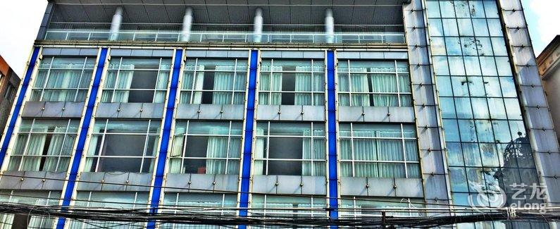 【星程广州番禺长隆北门酒店】地址:番禺 – 艺