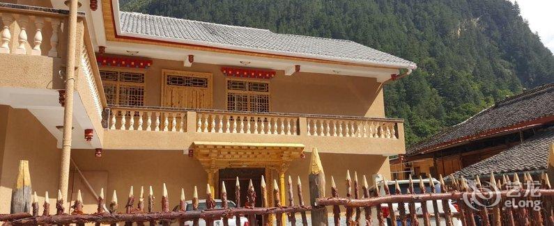 【九寨沟骁宇客栈】地址:四川阿坝州九寨沟风