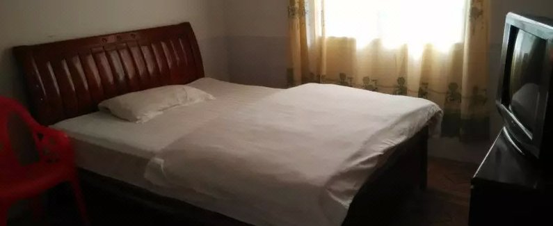 【衡东兴旺招待所】地址:衡山火车站旁文峰南