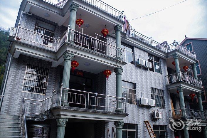 桐庐县江南镇委副书记:北京星如桐庐县江南镇