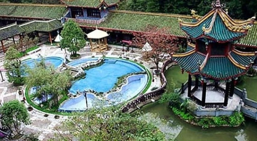 开阳白马峪温泉酒店
