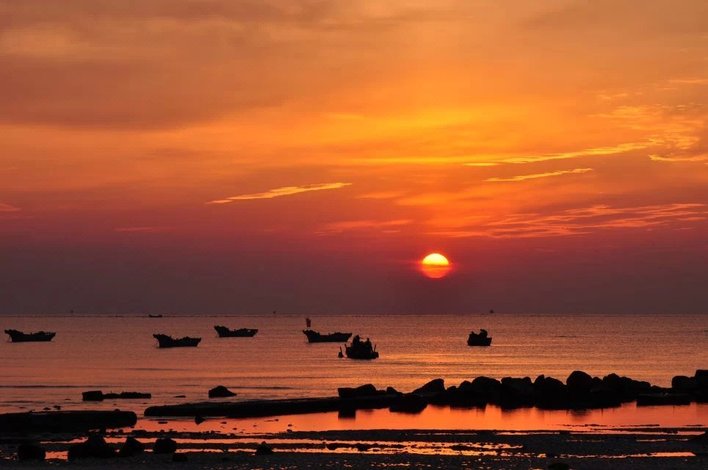 【乳山山海边家庭旅馆】地址:威海市乳山银滩银泰海景
