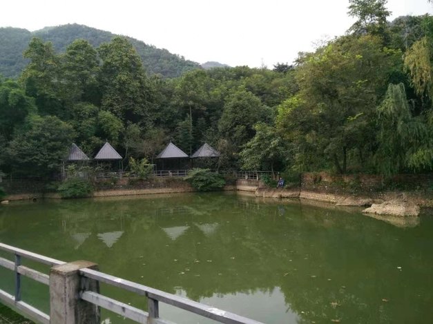 【绵竹麓棠山庄客栈】地址:土门镇天宝村五组(出温泉)