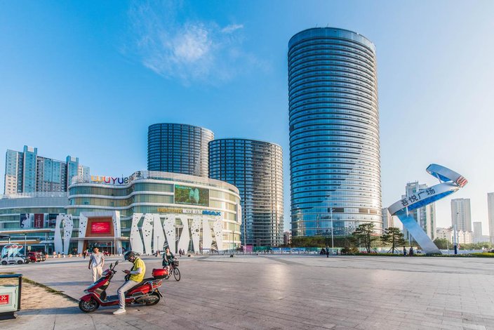 【他她公寓(青岛新城吾悦店)】地址:梦时代广场18号楼