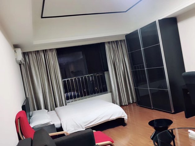 时光公寓(广州萝岗万达广场店)