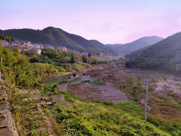 【杭州东篱居民宿】地址:百丈镇仙岩村九东山 艺龙旅行网