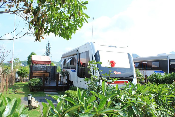 青岩古镇房车花园酒店