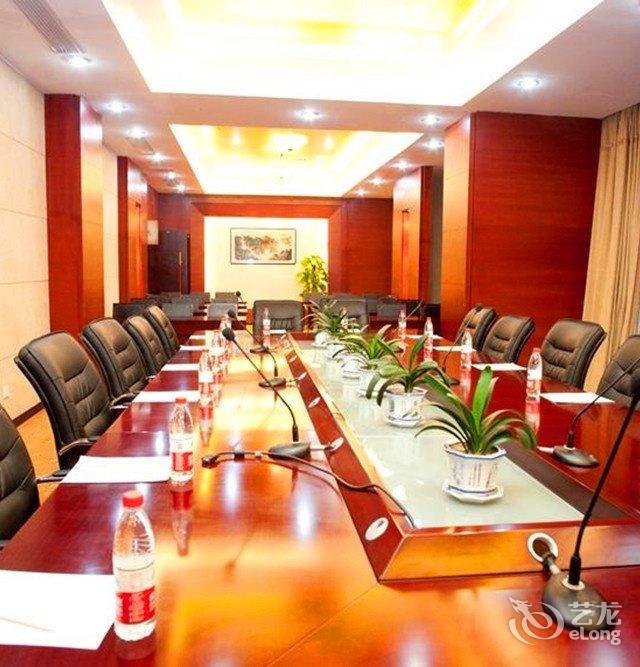 武汉新港国际大酒店(阳逻)地址_武汉新港国际