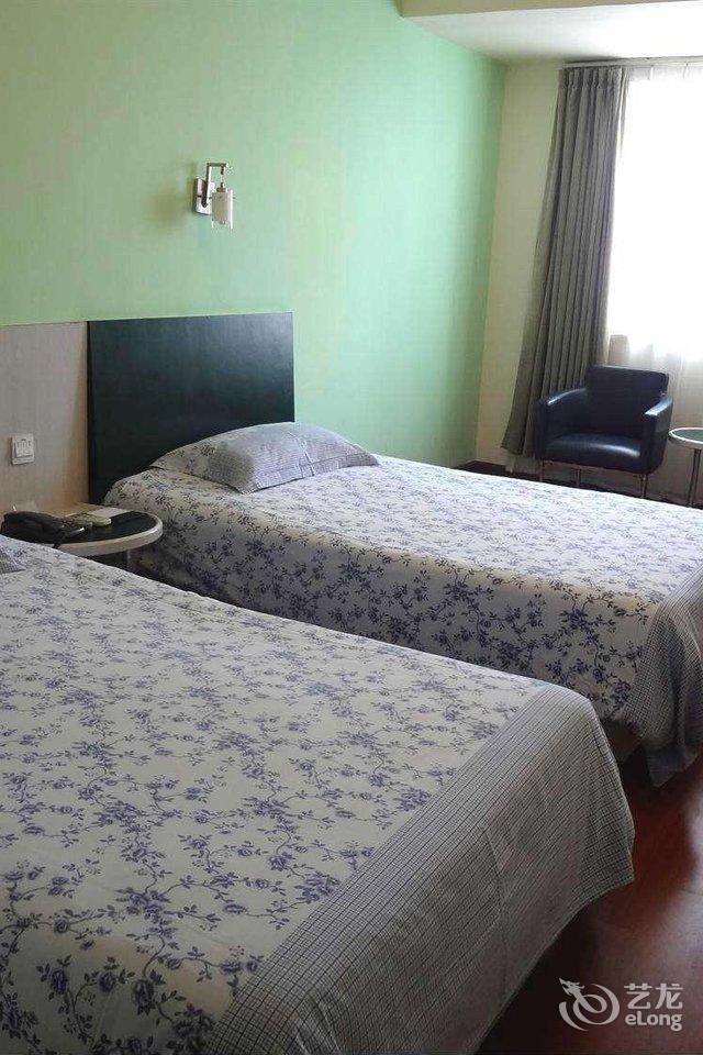 Dora-茜茜评论莫泰168(深圳罗芳东湖公园店):