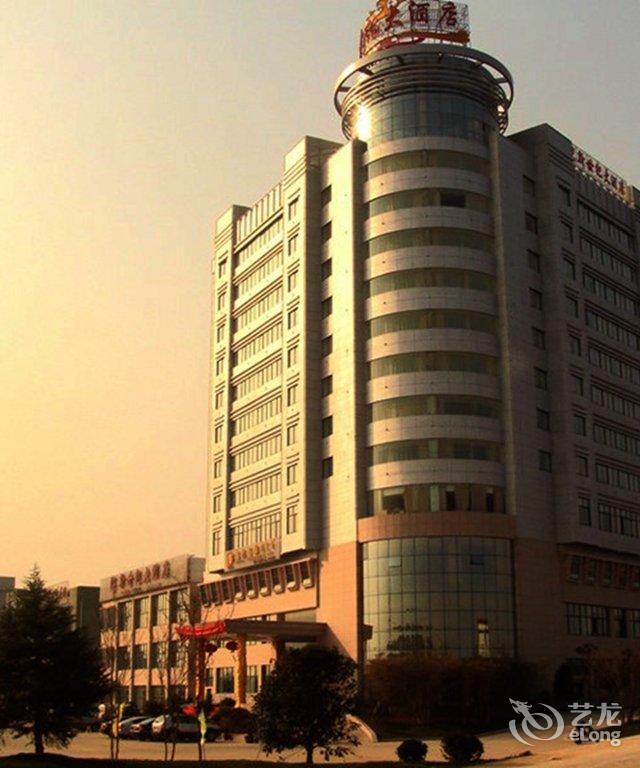 老老驴友评论芜湖南陵龙云新世纪大酒店:一个