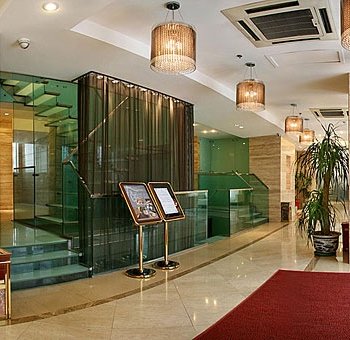 上海鼎园瑞峰公寓酒店