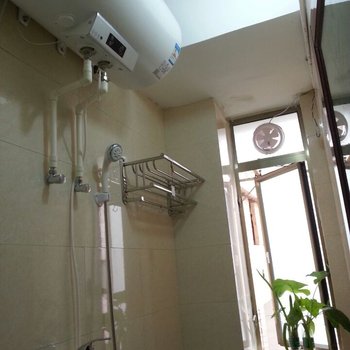 行知商学院附近酒店